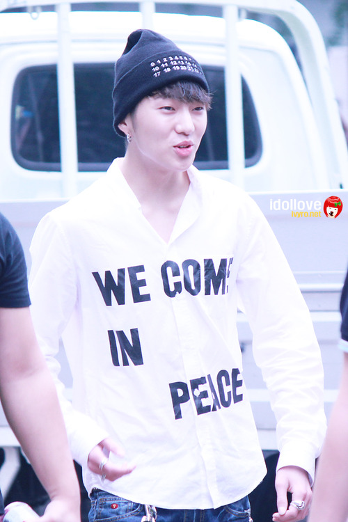 tumblr_mrm6d2z5HX1s1wstto2_500