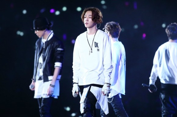 6f7ee242gw1eeq3ezy8bjj215o0rsq82