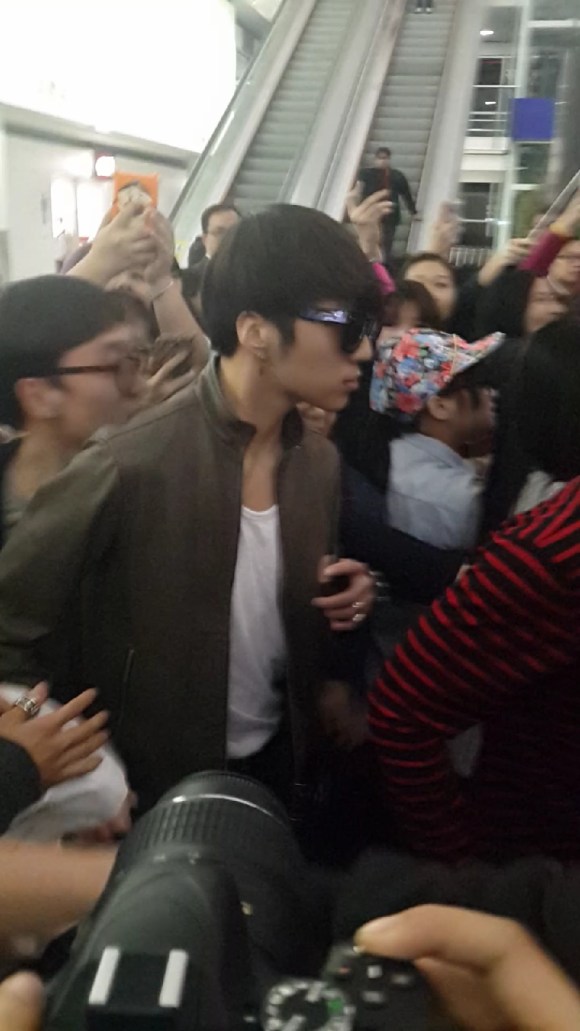 861beaeajw1eenuoc41fdj20p018gdkz