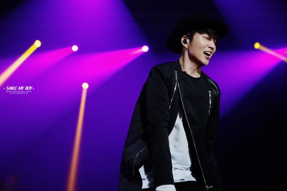 AON_HQSMB8