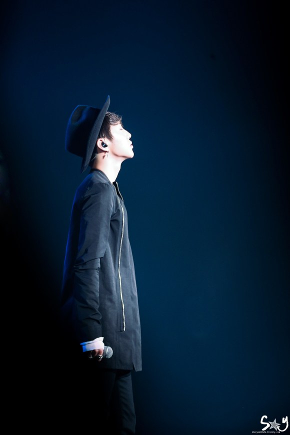 AON_HQStarY1