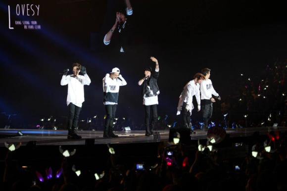 ec609c95jw1eeq0cksi2xj20sg0izab8