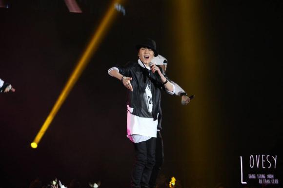 ec609c95jw1eeq0cnl0tzj20sg0izaas