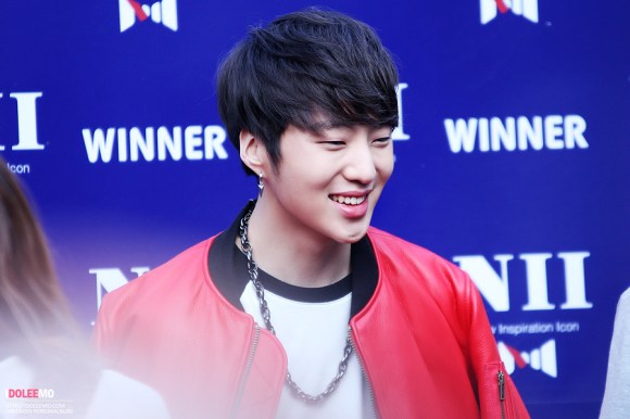 NIIWDE_HQIDOLEEMO8SY