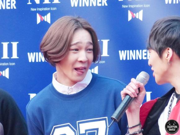 NIIWDE_HQTAEHYUNSMILE3