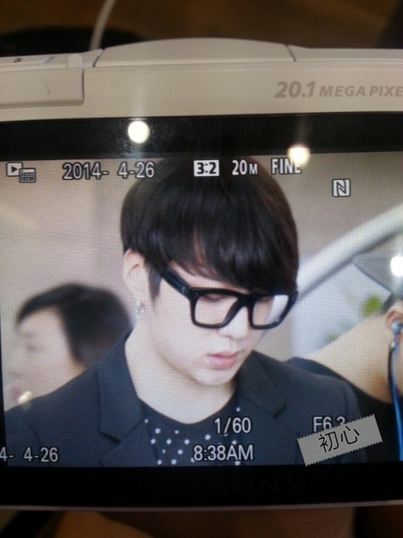 005AyB94jw1efsq68zse9j30o00w0gqr