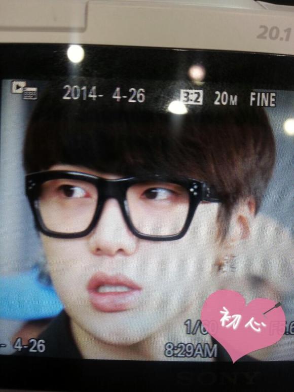 005AyB94jw1efsrzejwp0j30mi0u00w8