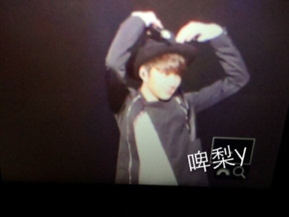 005uQP1Yjw1efl69c1f2wj30hs0dcab0