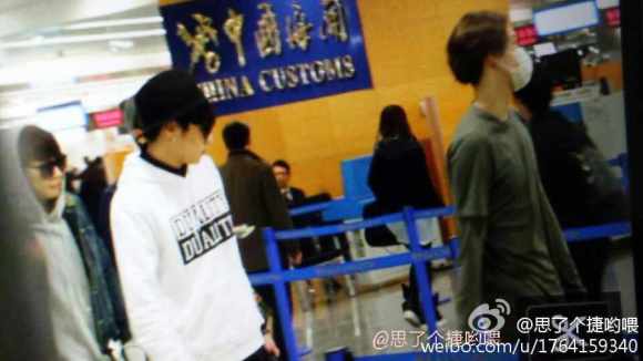 6926ef6cjw1efckmq4cpcj20qo0f0wfb