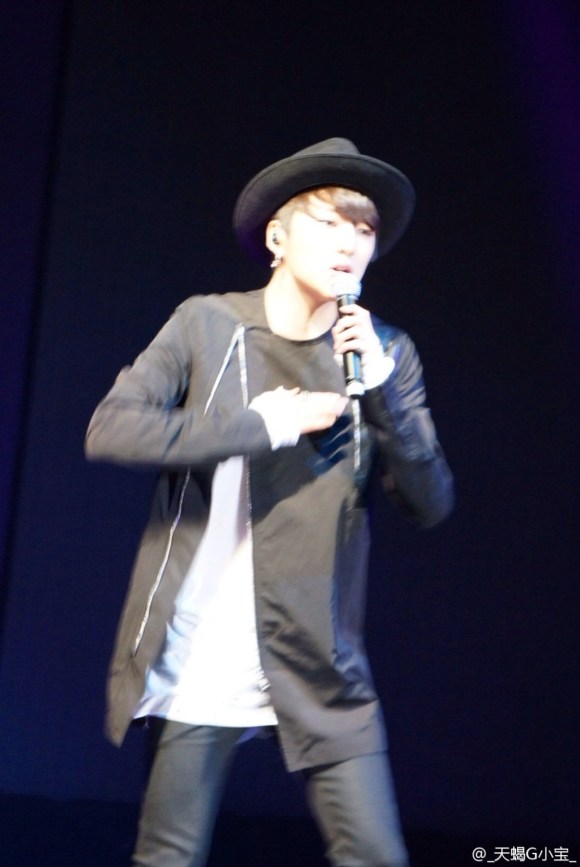 69828ce9jw1efc56nsut2j20tp18gwm3