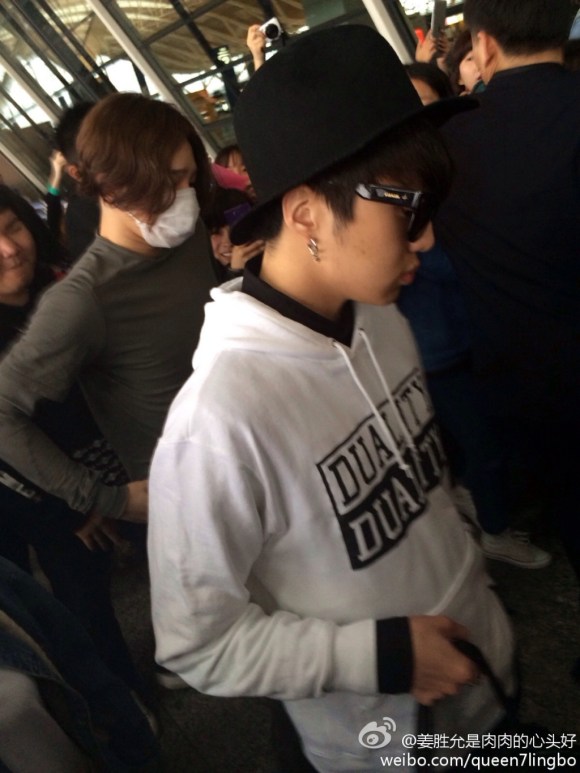 69c7ccf7jw1efclx257adj20xc18gwnt