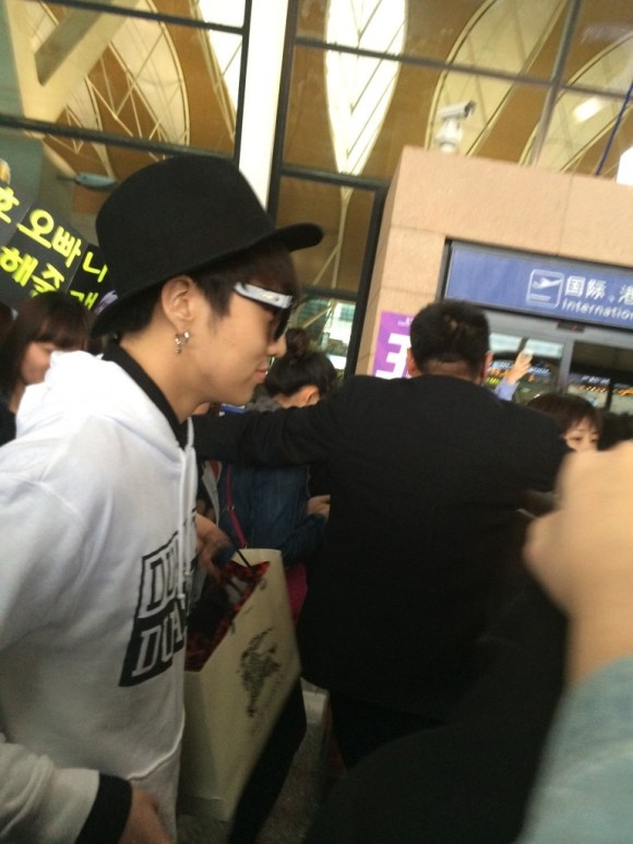 69c7ccf7jw1efcmiackdzj22io1w0qv5