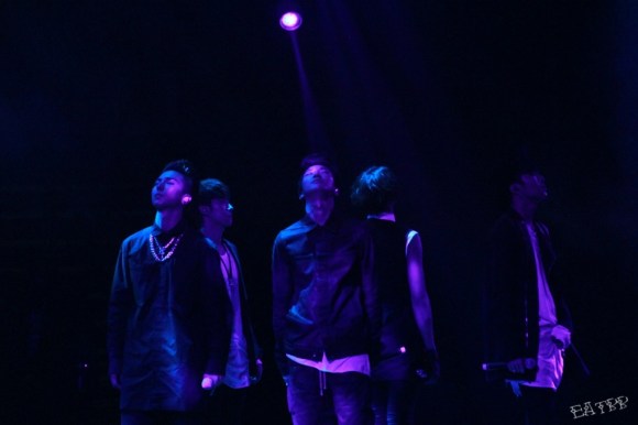 709bea65jw1efm253jikwj21360q4jwv