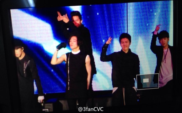 721d30d3jw1efco5xzlywj218g0rr488