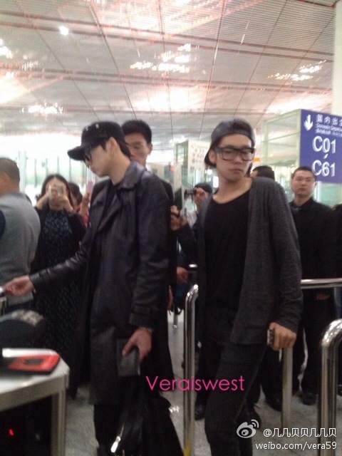 76aeac0djw1eflp19wbv8j20dc0hs0uv