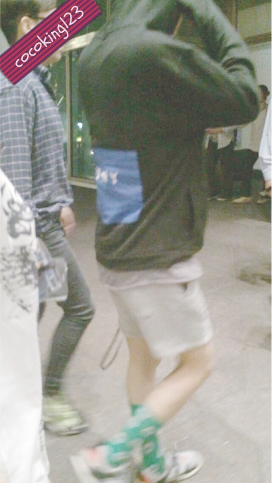 82107124jw1efwfkgejlkj20f10qogof