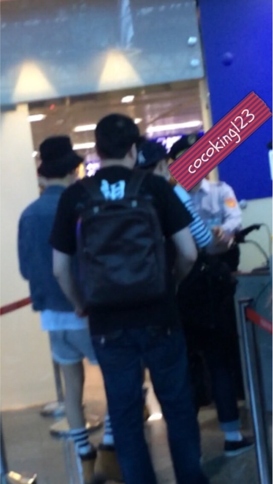 82107124jw1efwfl2tiwzj20f10qowgl