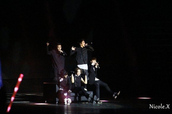 85c08c2ctw1efmeb52m03j21kw11x4bd