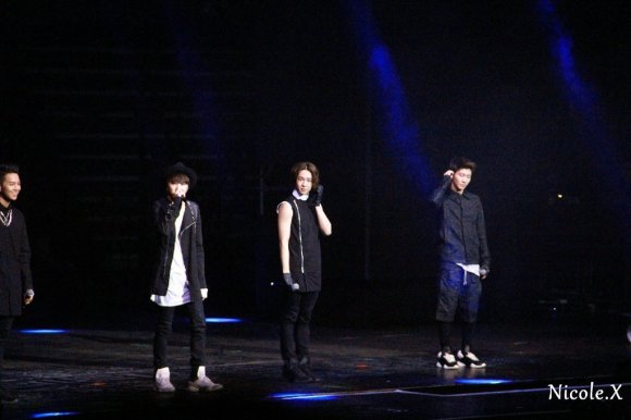 85c08c2ctw1efmeg0g91yj21kw11x7le