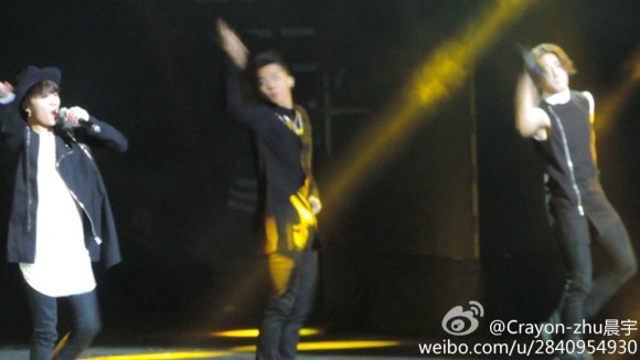 a9558832tw1efl9v2gktuj21hc0u0n5b