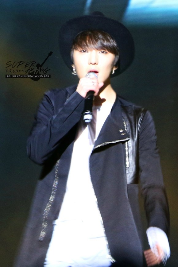 d3bb0916jw1efmf0o6mhvj20nm0zfjxq