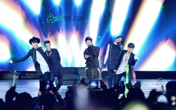 e28fa57cjw1efnfyb2wanj21kw0zogws