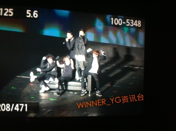 e2d2163ajw1efl7d4cckuj216o0vuwni