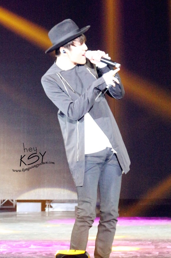 e5683f17jw1eff1t3a8qqj21k02c9hdt