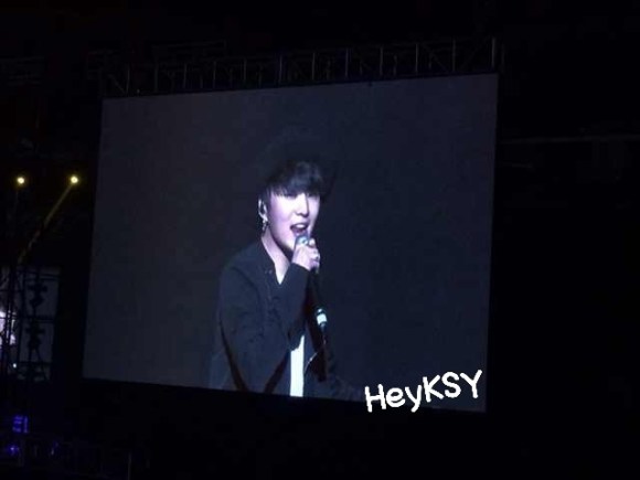 e5683f17jw1eflb9ngyxtj20hs0dc74m