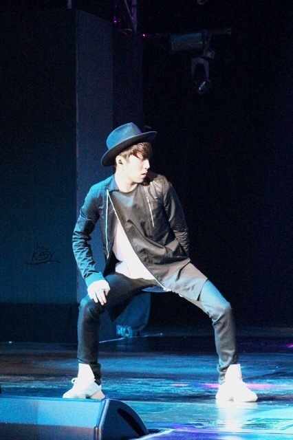 e5683f17jw1efqf57y3buj20bu0hs40h