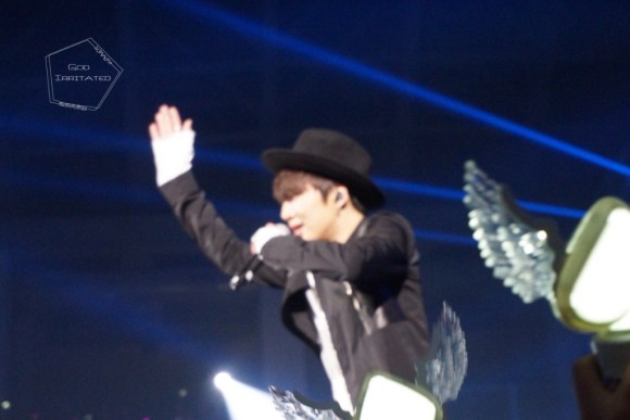 e7c30a12gw1eftb1am7soj20zk0nr43o