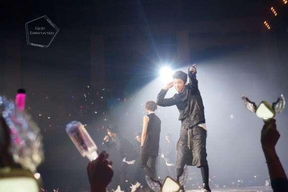 e7c30a12gw1eftb1t3hwuj20zk0nraf3