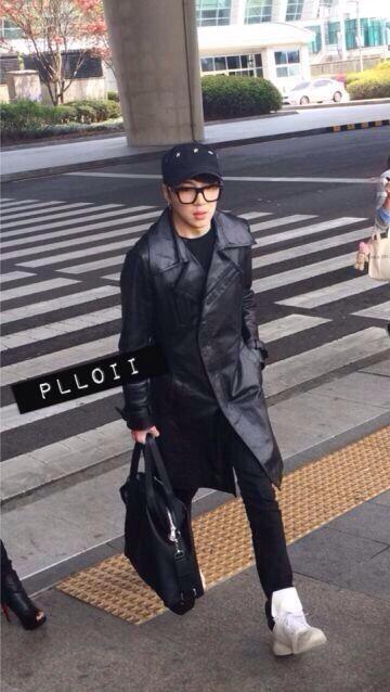 ec609c95jw1eflzoxun49j20a00hqjsb