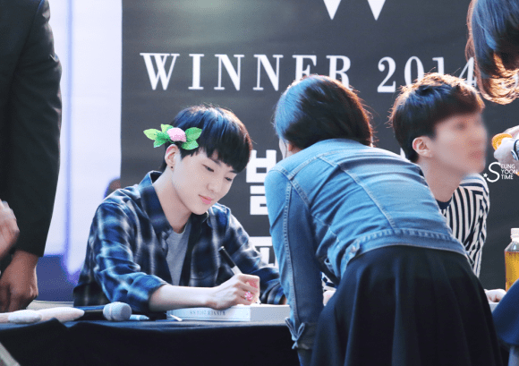 140917 Seungyoon at Yeouido Fansign Event 19