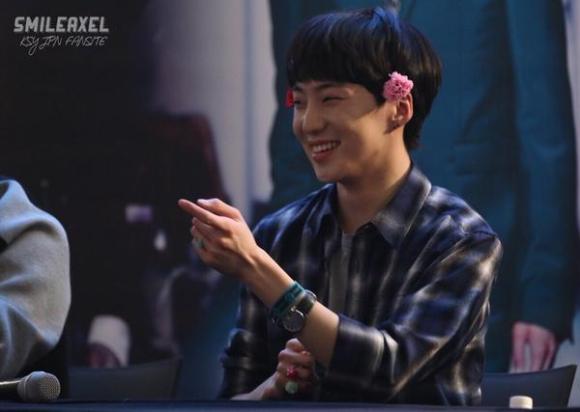 140917 Seungyoon at Yeouido Fansign Event 4