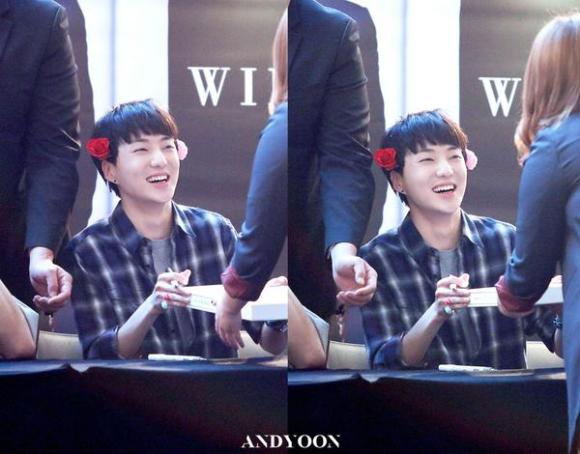 140917 Seungyoon at Yeouido Fansign Event 6