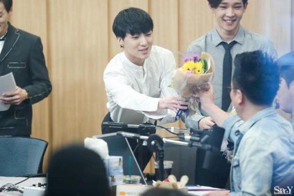 140918 Seungyoon at Cultwo Show 4