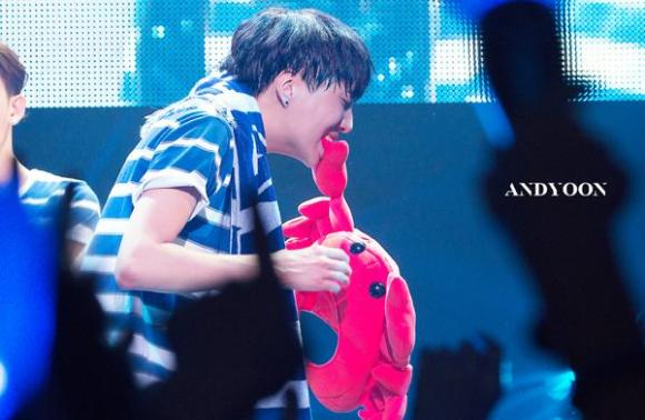 140923 Seungyoon at Winner Zepp Sapporo 7