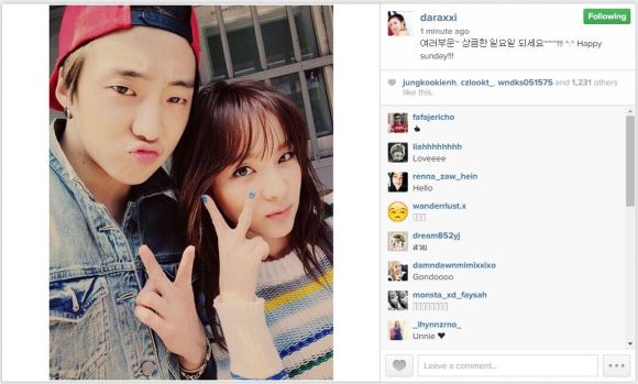 150426 dara seungyoon insta cap