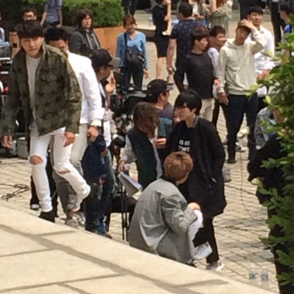 150514 producers filming insta5