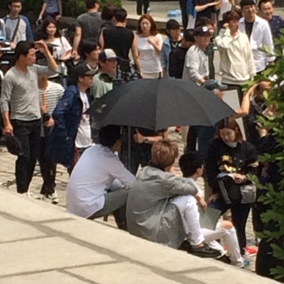 150514 producers filming insta7