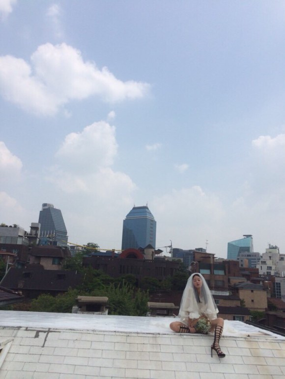 150723 hyoni wbu2 1stlook weibo