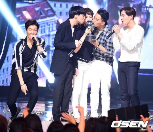 151014 winner comeback news3