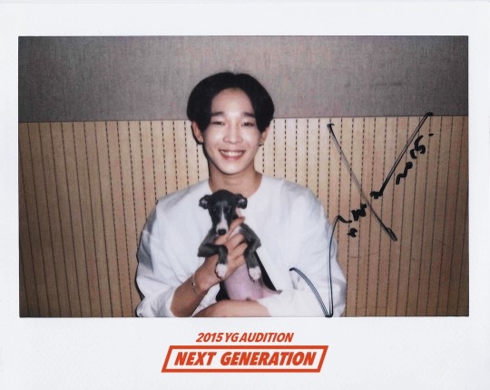 154032974_polaroid_03