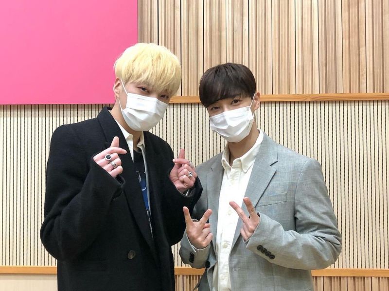 Seungyoon is Lee Gikwang’s first guest as new DJ of KBS Cool FM Music Plaza, March&nbsp;2022