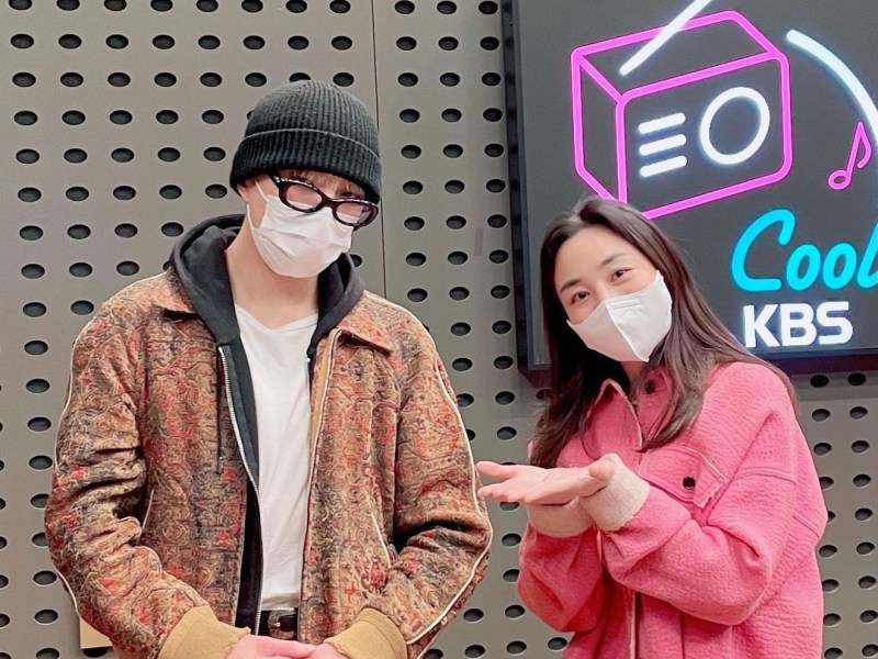 Seungyoon visits KBS Cool FM Mr. Radio for BORN TO LOVE YOU promos, March&nbsp;2022