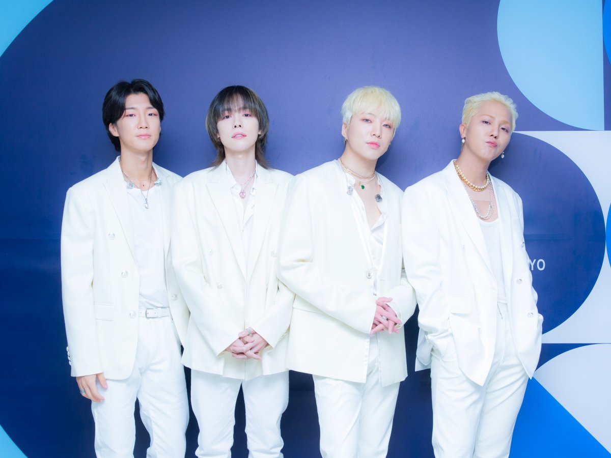 [220710] WINNER is back on SBS Inkigayo stage with I LOVE&nbsp;U